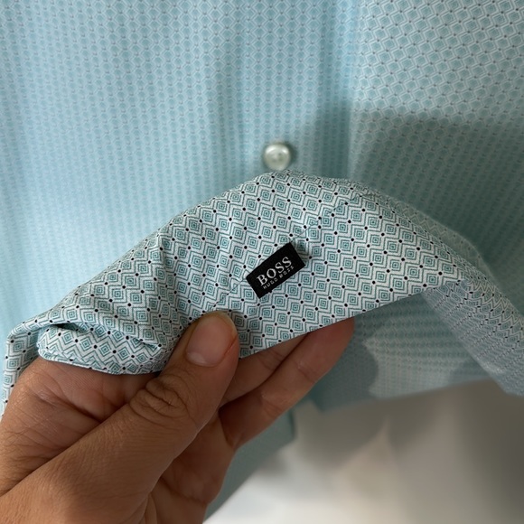 Hugo Boss men’s long sleeve button down shirt size large sharp fit, teal color - Picture 9 of 10